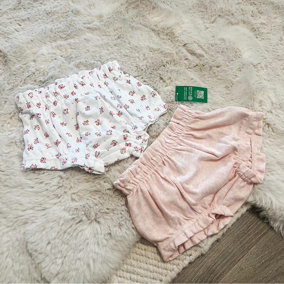 Baby Gap Set of Two Baby Shorts Bloomers - Picture 2 of 3
